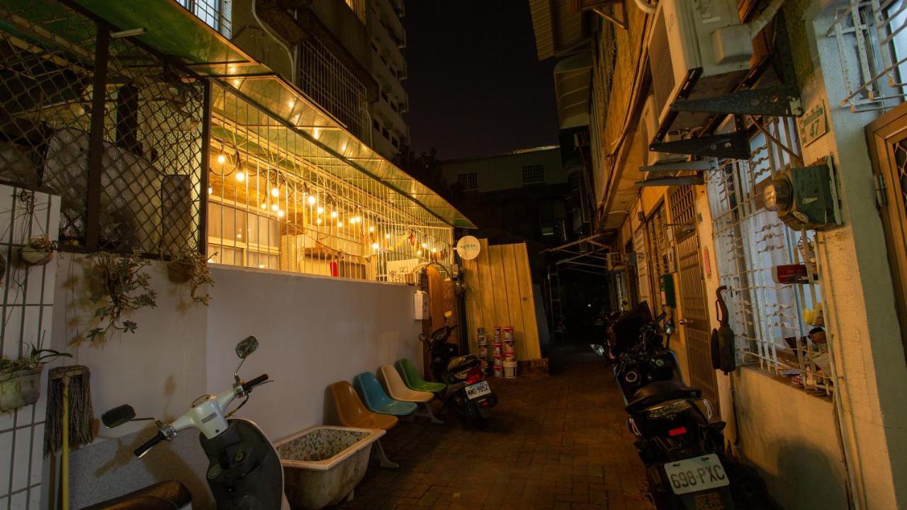 Red Letter Day Apartment Tainan Exterior foto